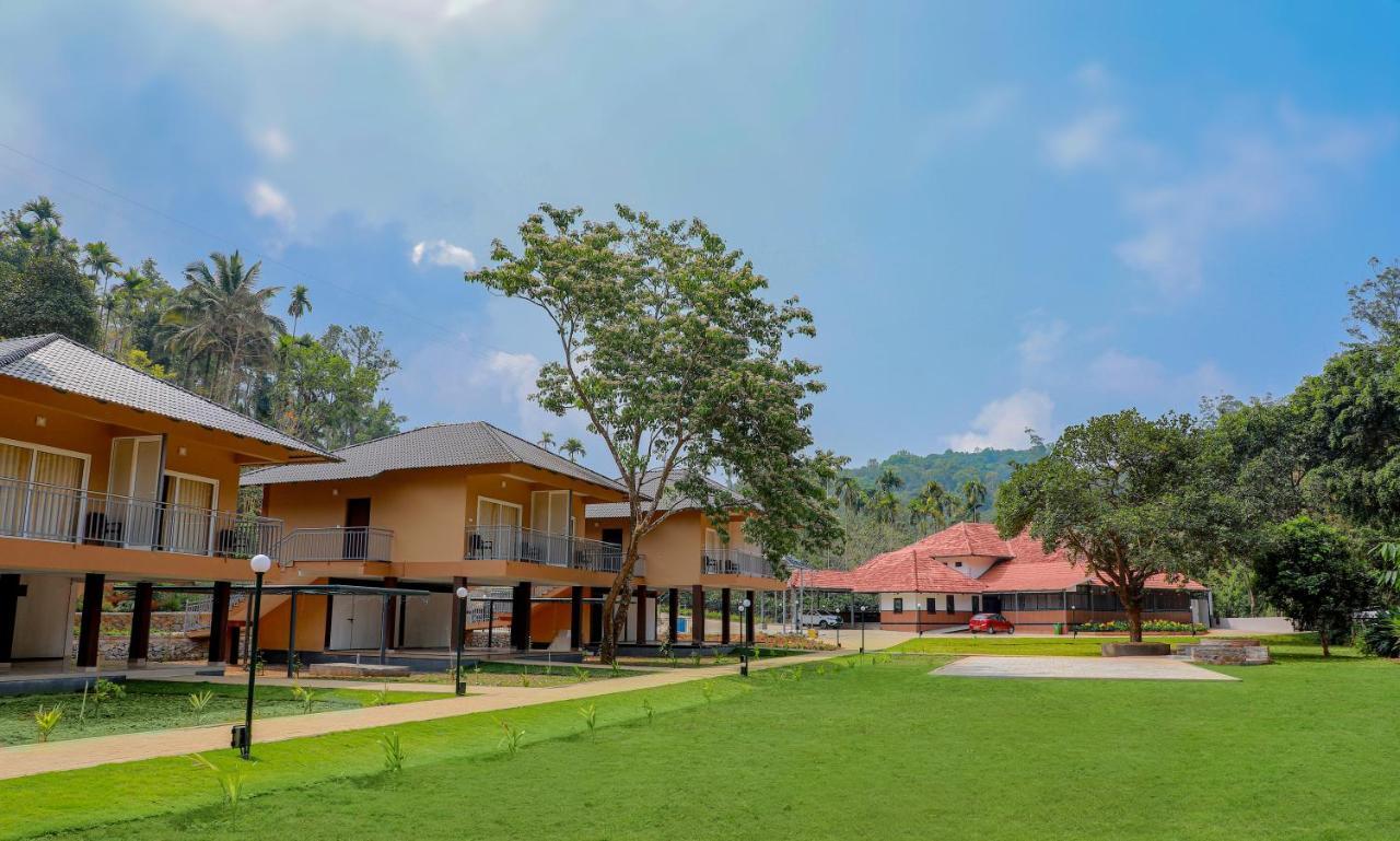 Sterling Vythiri Wayanad Hotel Exterior photo
