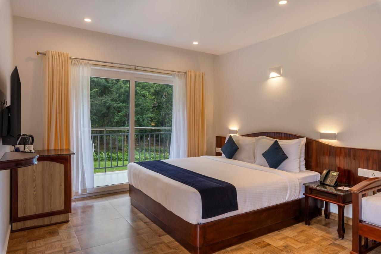 Sterling Vythiri Wayanad Hotel Exterior photo