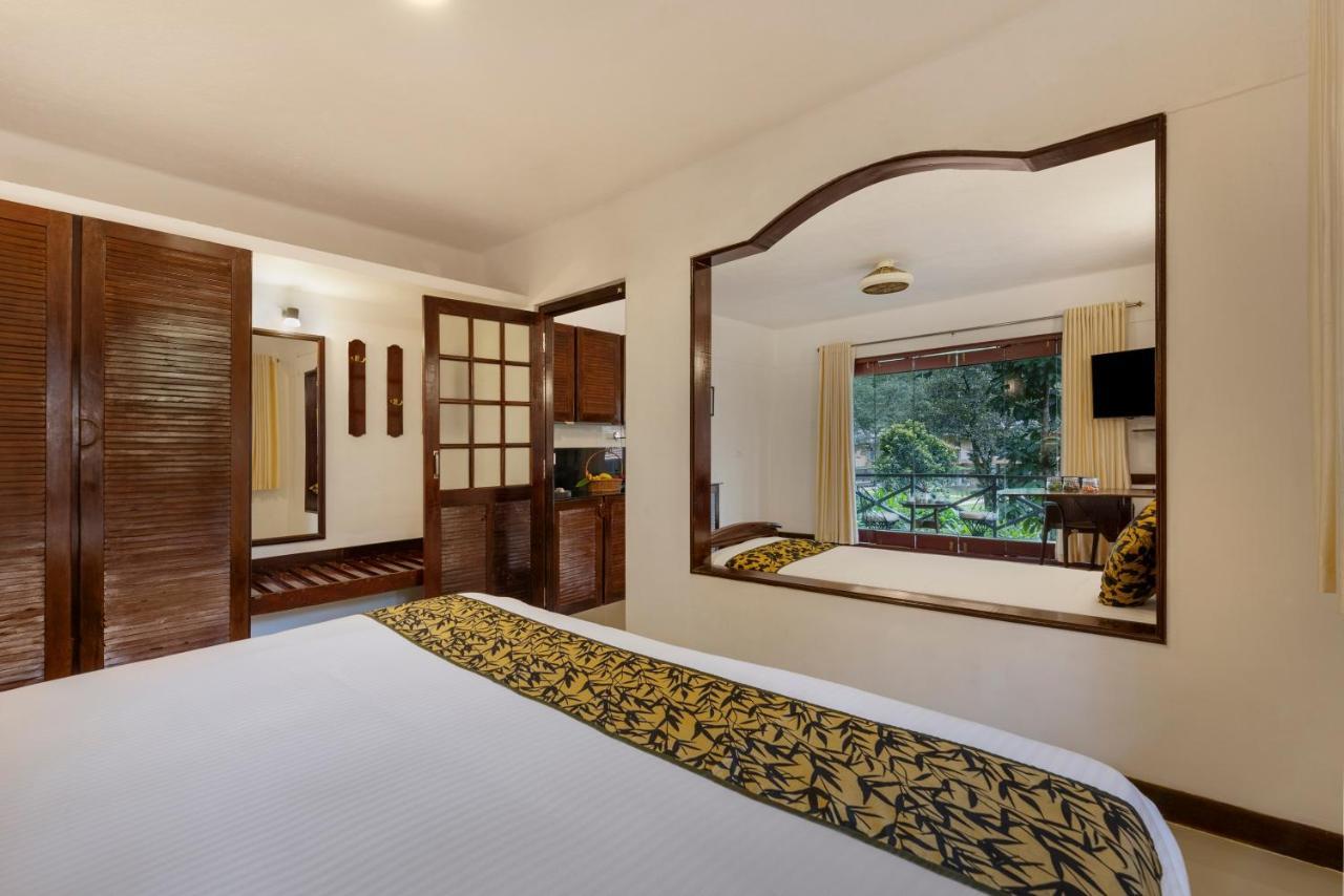 Sterling Vythiri Wayanad Hotel Exterior photo